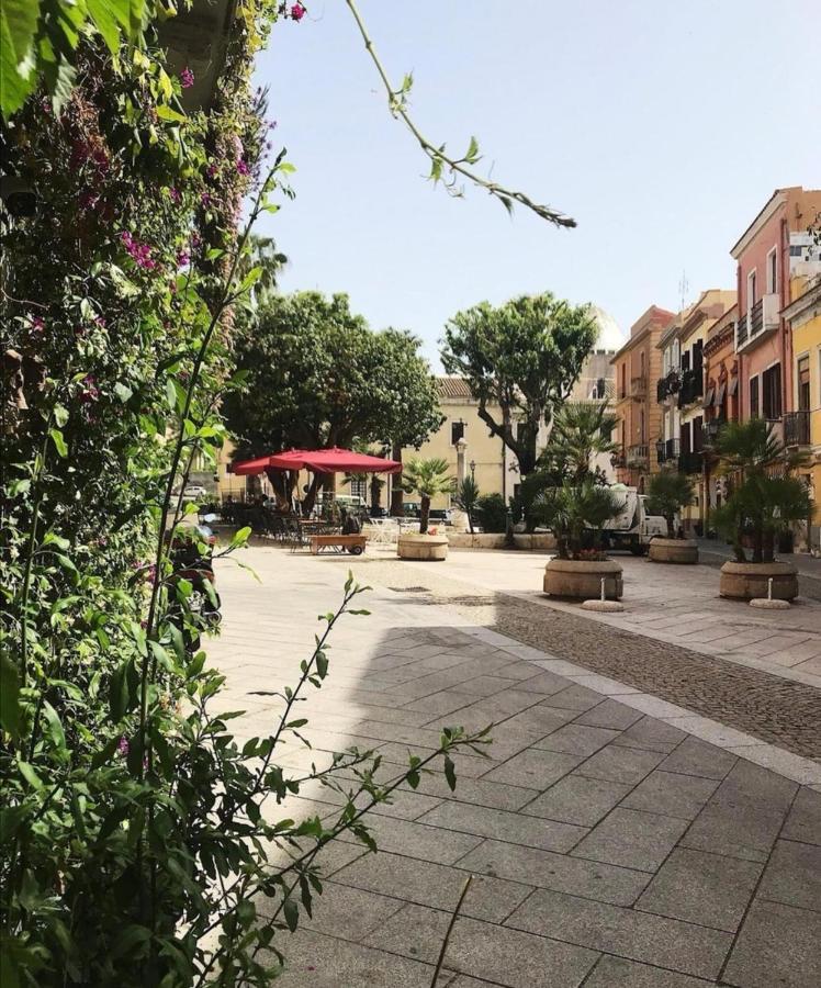 Mirti Boutique Apartment Heart Cagliari Eksteriør billede