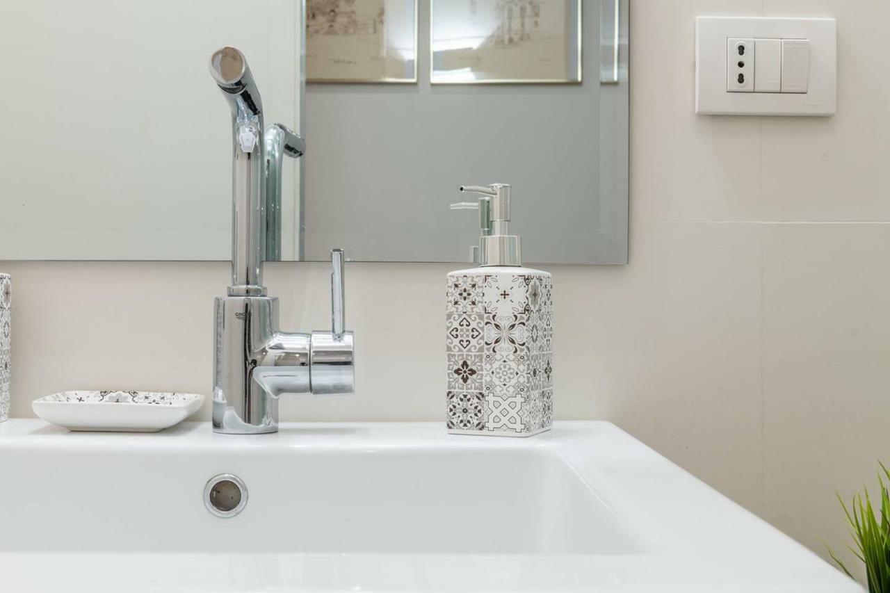 Mirti Boutique Apartment Heart Cagliari Eksteriør billede