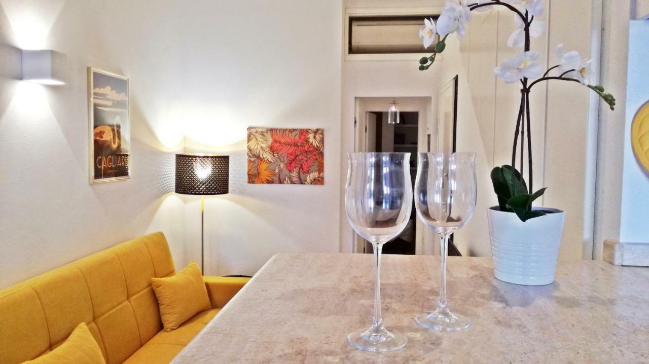 Mirti Boutique Apartment Heart Cagliari Eksteriør billede